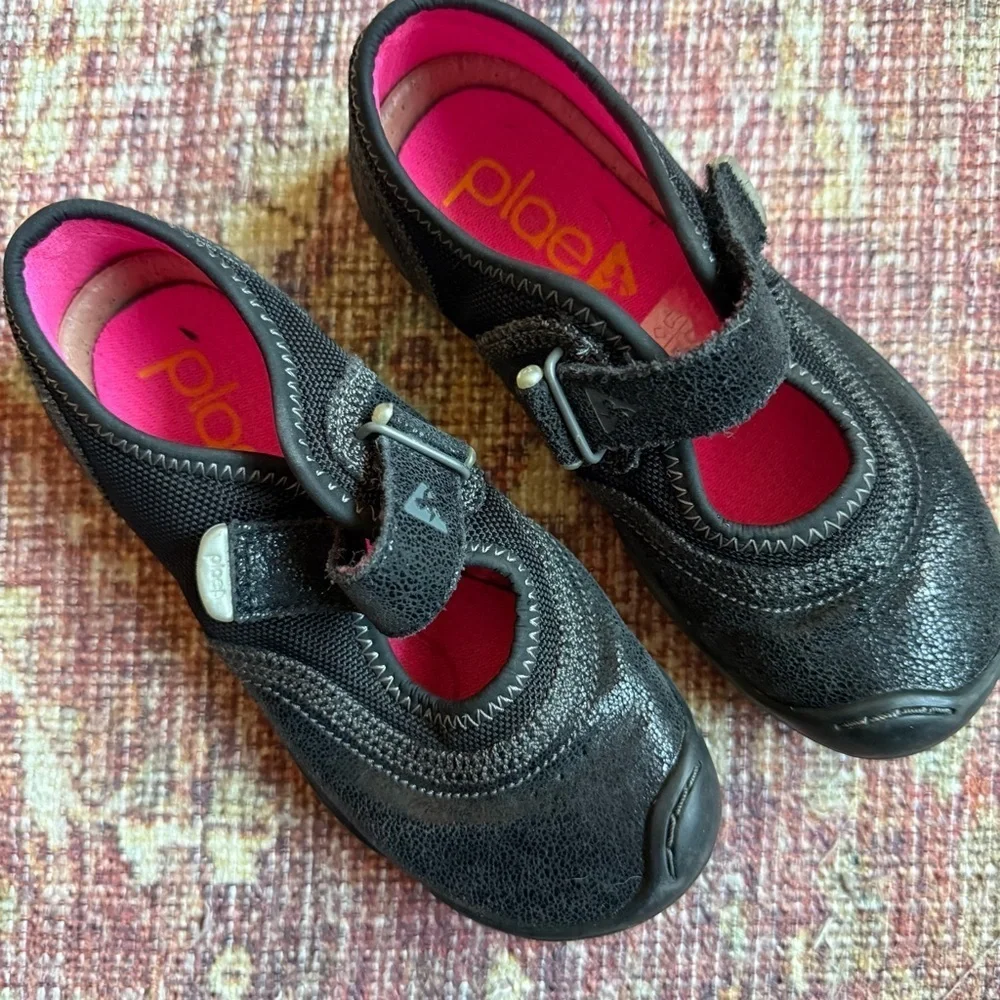 Plae Emme Mary Jane Black Shimmer suede Kids Shoes 11.5